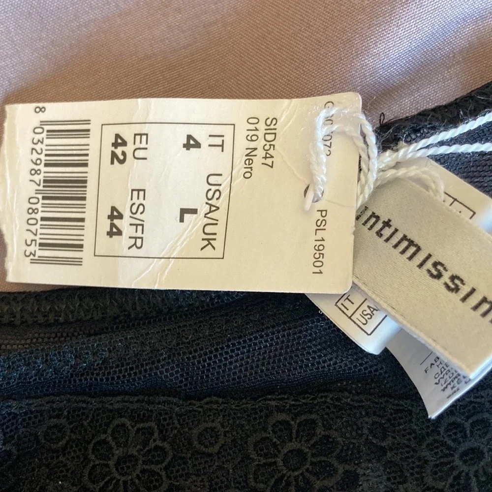 Bundle of Two Panties - Picture 3 of 7